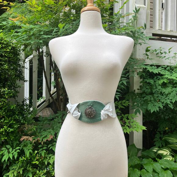 Handmade Leather Belt OOAK Tie Wrap 39” White Green Reptile Earthy Boho Western - Picture 2 of 12